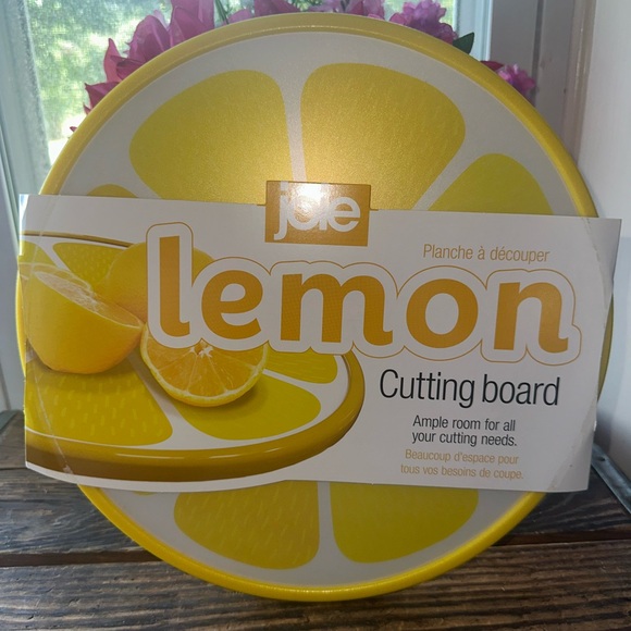Joie Other - Joie Yellow Lemon-Themed Cutting Board